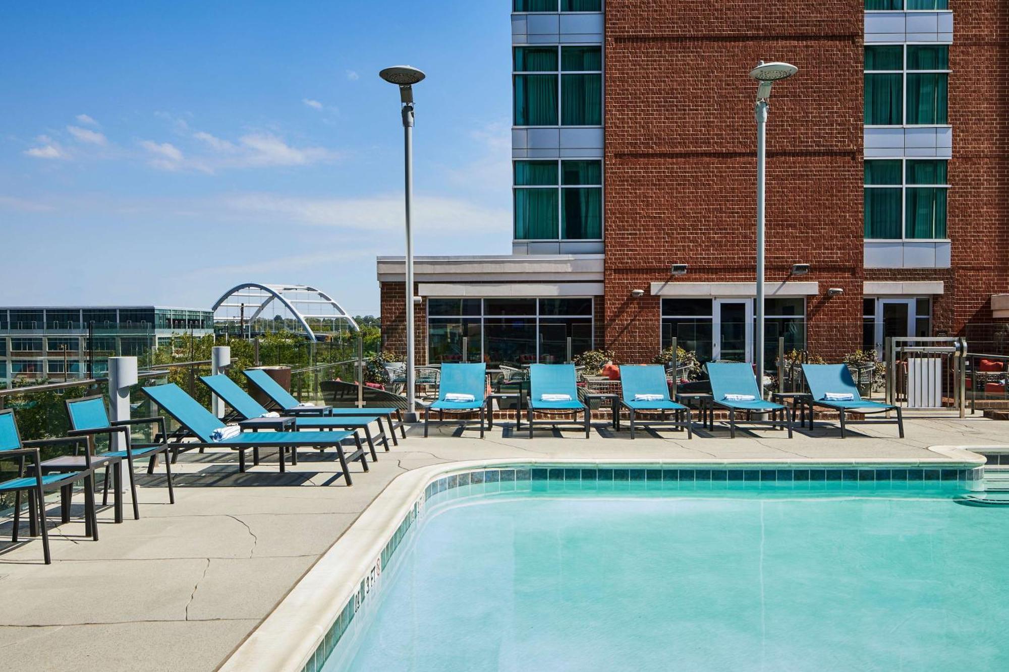 Hilton Garden Inn Nashville Downtown Convention Center Exteriör bild