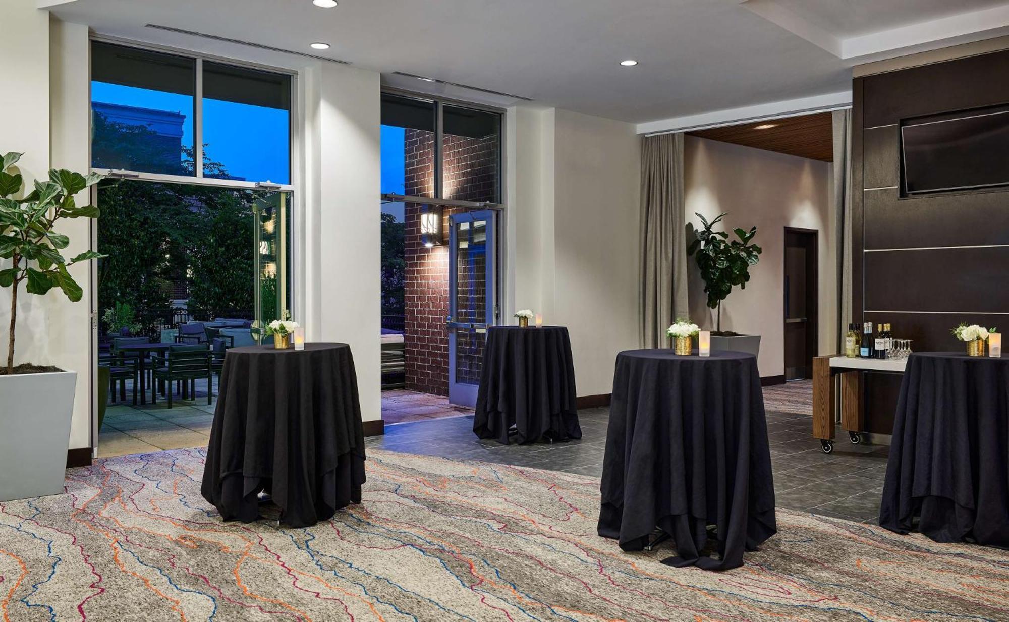 Hilton Garden Inn Nashville Downtown Convention Center Exteriör bild