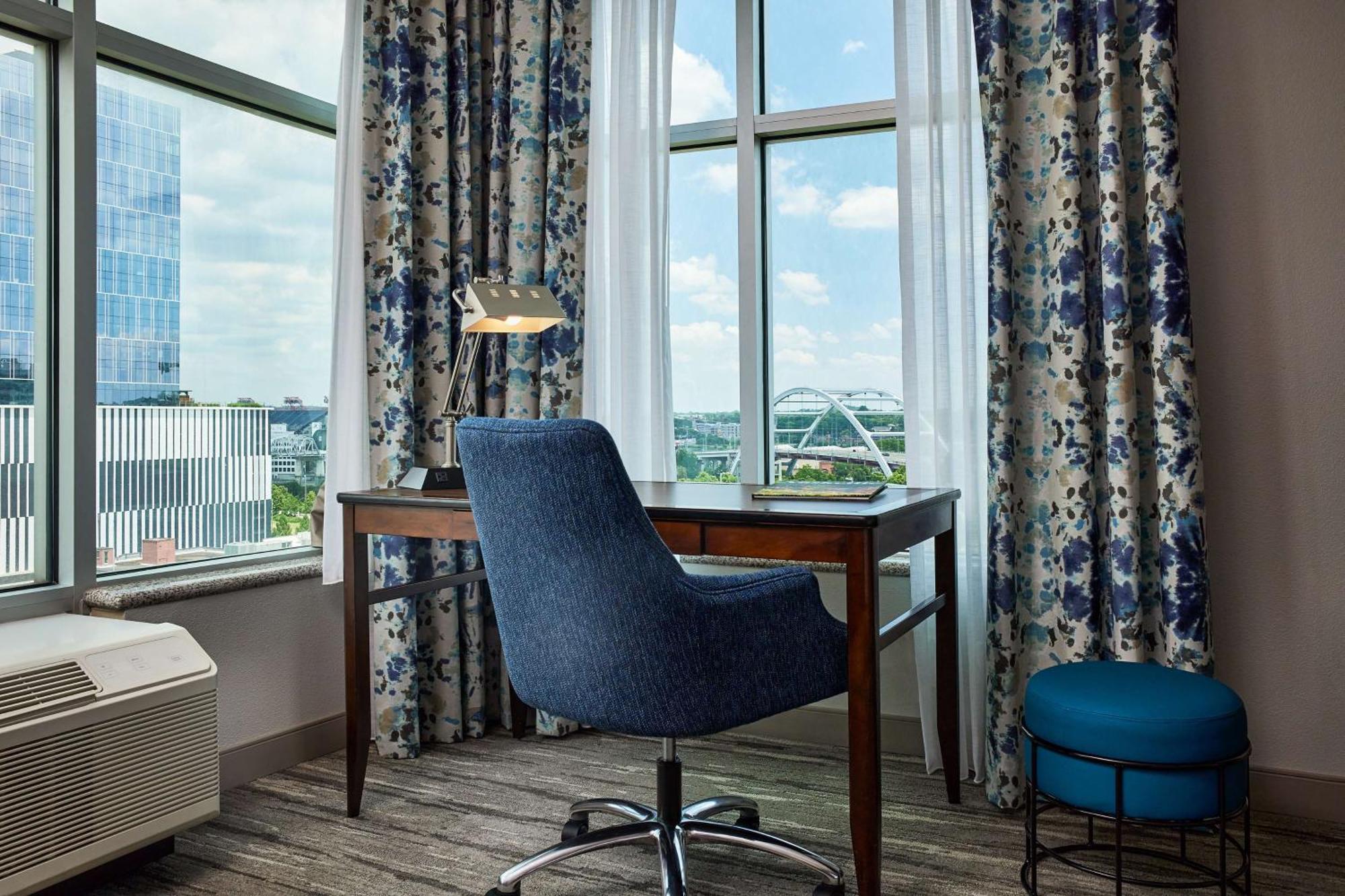 Hilton Garden Inn Nashville Downtown Convention Center Exteriör bild